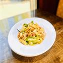 Mama Phad egg noodles with mixed vegetables